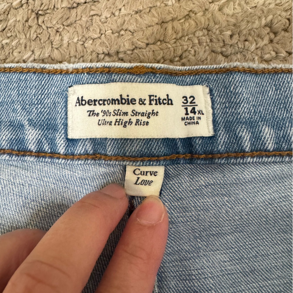 Abercrombie & Fitch Ultra High Rise 90s Straight Jean 32 Long Curve Love Blue - Picture 6 of 10